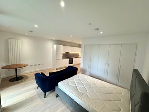 Photo 8- click for photo gallery